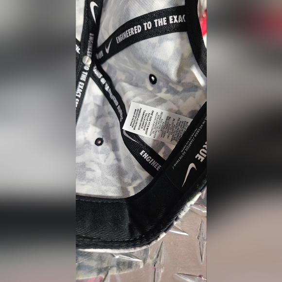 2FOR$40 Nike snapback - Picture 7 of 7